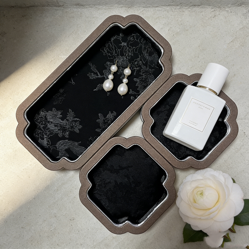 Luxury Bags List - Luxury Court-Style Jewelry Display Box, Jade