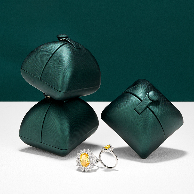 Luxury Dark Green Ring Box Pre – обзор и цена Luxury Bags List